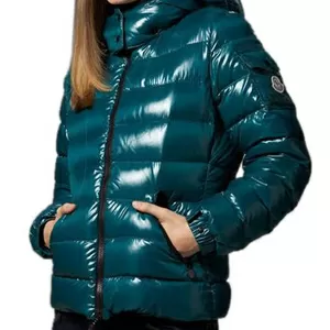 Поставим детские и женские Пуховики  марки Moncler 