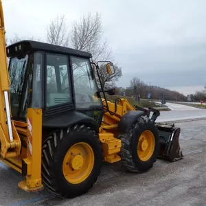 JCB 4CX-экскаватор-погручик