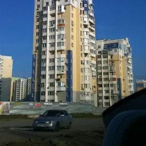 3-к квартира,  85 м²,  10/16 эт.