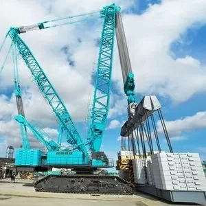 Cамоходный гусеничный кран Kobelco CKS2500G