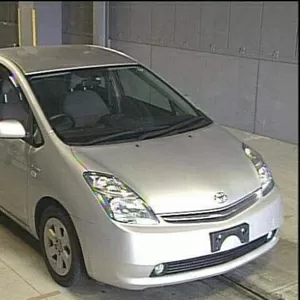 TOYOTA Prius гибрид