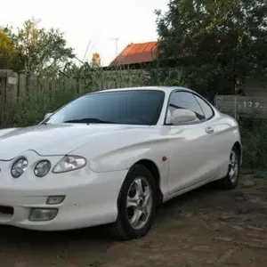 Продаю авто Hyundai Coupe