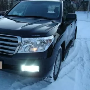 Джип Toyota Land Cruiser 200