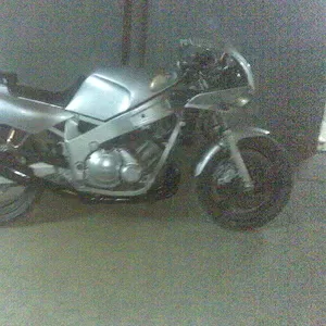 продам ЯМАХУFZR600