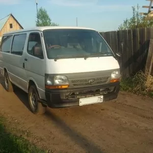 Продам автомобиль Toyota Hiace,  грузопассажирский