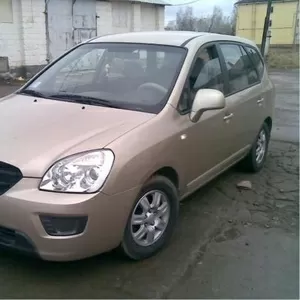 СРОЧНО ПРОДАЕТСЯ АВТОМОБИЛЬ KIA CARENS!