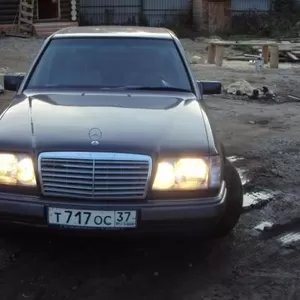 Продам  автомобиль Mercedes-Benz Е230