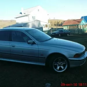     * Марка: BMW     * Модель: 528     * Пробег: 220 000 км     * Год: