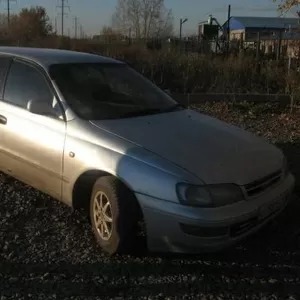   Продам автомобиль Toyota Caldina.199