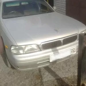 Продаю Nissan Laurel,  1996 год