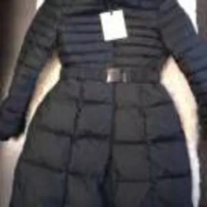 Продам новый пуховик MONCLER